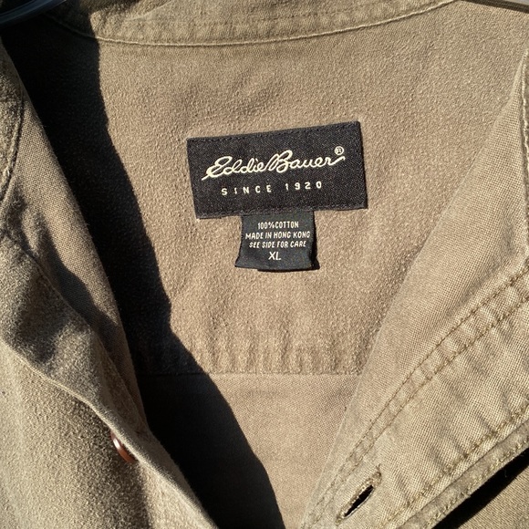 Eddie Bauer Button Up - Picture 5 of 6